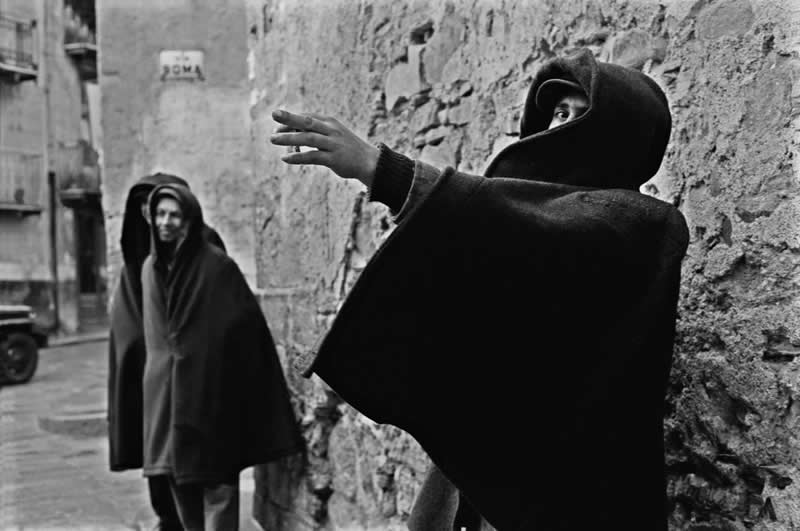 Master Photographer Ferdinando Scianna