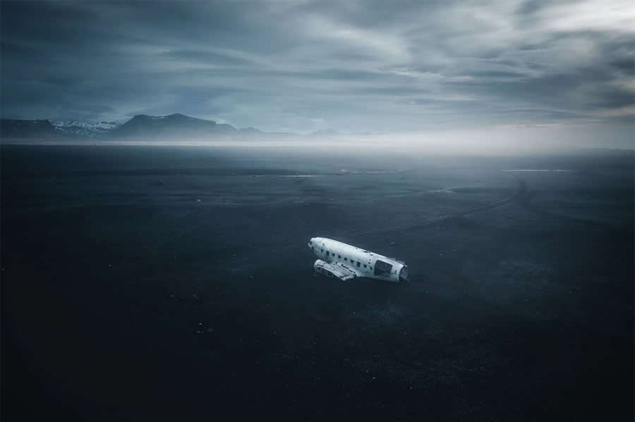 Iceland Frozen Heart by Radoslav Sviretsov