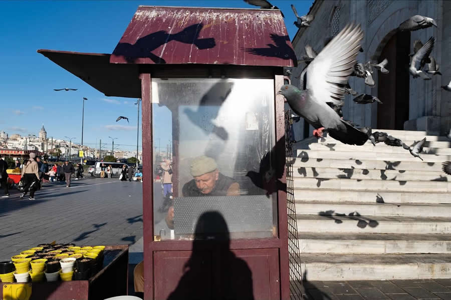 Istanbul Street Photography by Meltem Bilir