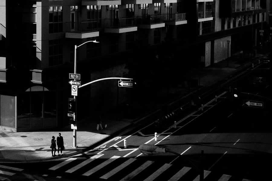 Nocturnal Activity by Daniel Sackheim, United States - LensCulture Street Photography Awards 2025 Winners