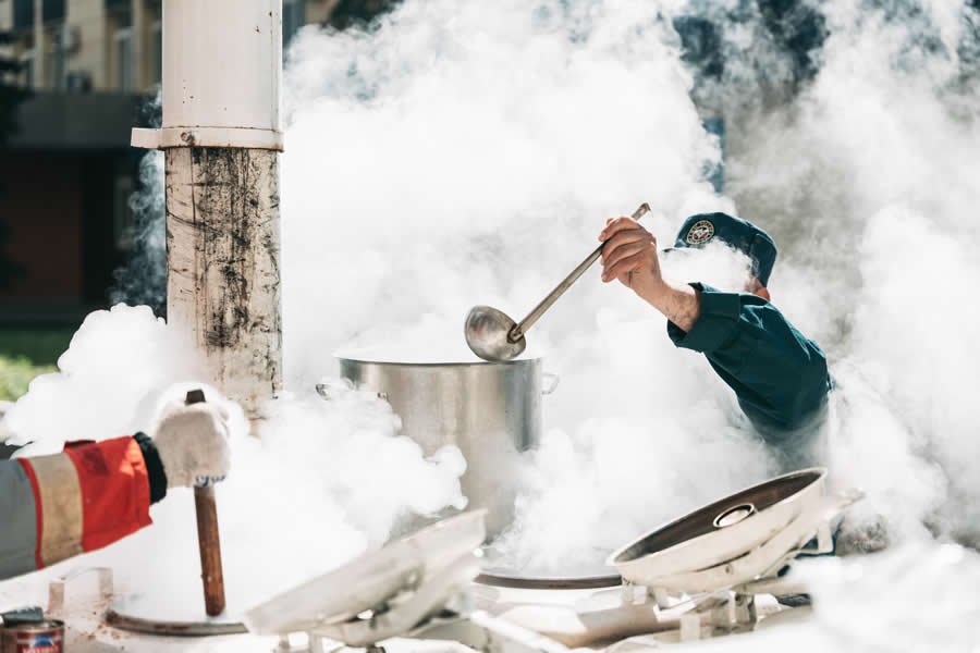 Silent Duty by Nikolai Nikolaev, Russian Federation - LensCulture Street Photography Awards 2025 Winners