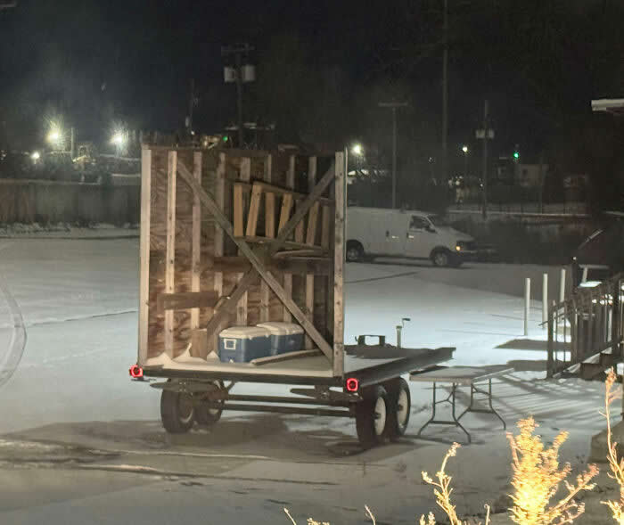 Disappearing Trailer - Mind-Bending Photos You Won’t Believe