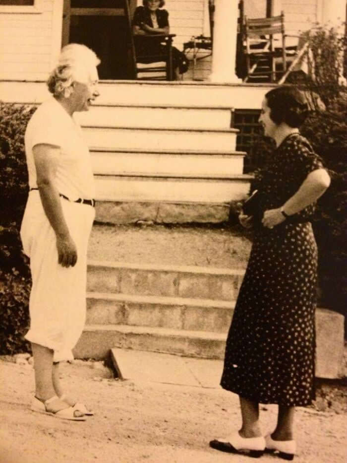 I’m Not Sure Of The Date. Maybe 1950’s. My Great Grandmother Making Fun Of Einstien’s Shoes While On Vacation Together - Throwback Vacation Photos Goold Old Days