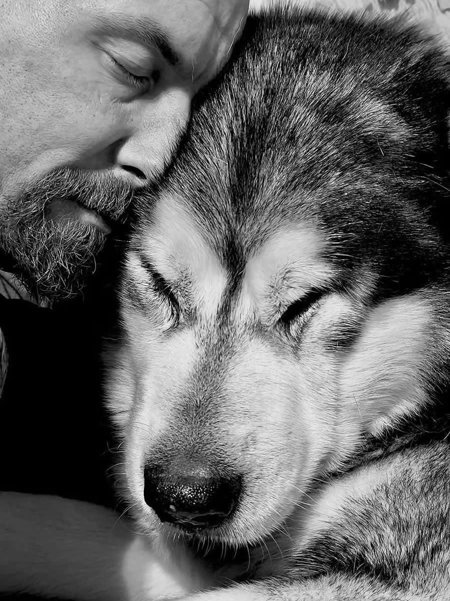 Friends by Senja Turunen | OnePlus 12R - OnePlus Photography Awards 2025 Winners