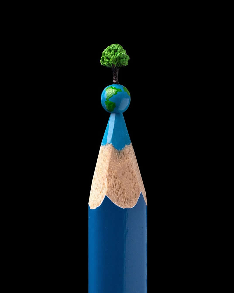 Pencil Tip Sculptures by Salavat Fidai That Redefine Miniature Art