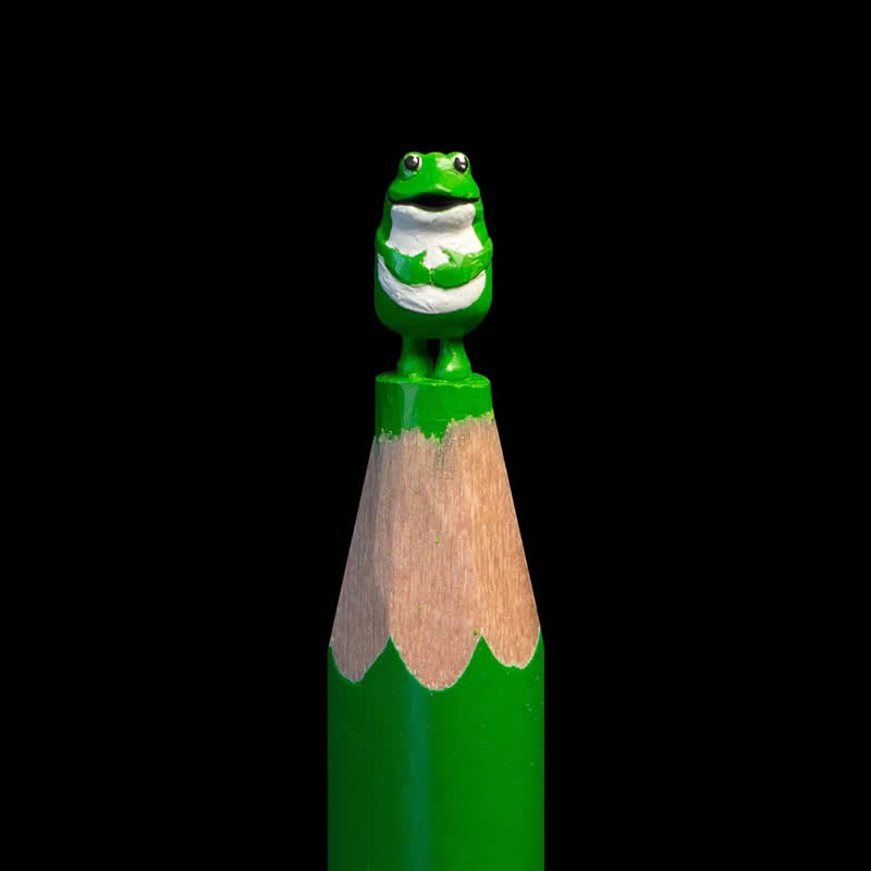 Pencil Tip Sculptures by Salavat Fidai That Redefine Miniature Art