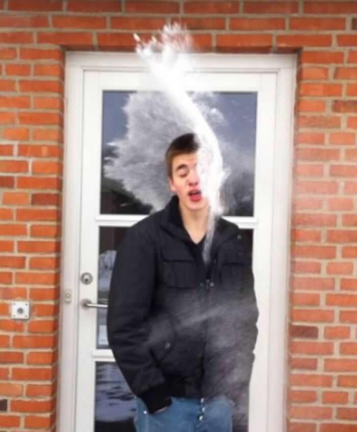 Perfectly Timed Photos That Capture the Exact Moment