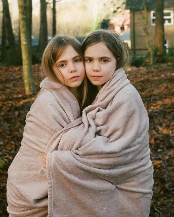 Beautiful Twin Portraits by Eleonora Collini