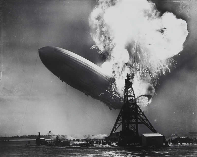 The Hindenburg Disaster (1937) - Powerful Photos That Froze Iconic Moments in History
