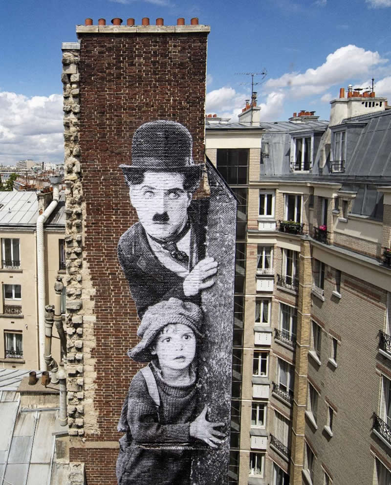 Wall in Paris, France - Incredible Street Murals Around the World