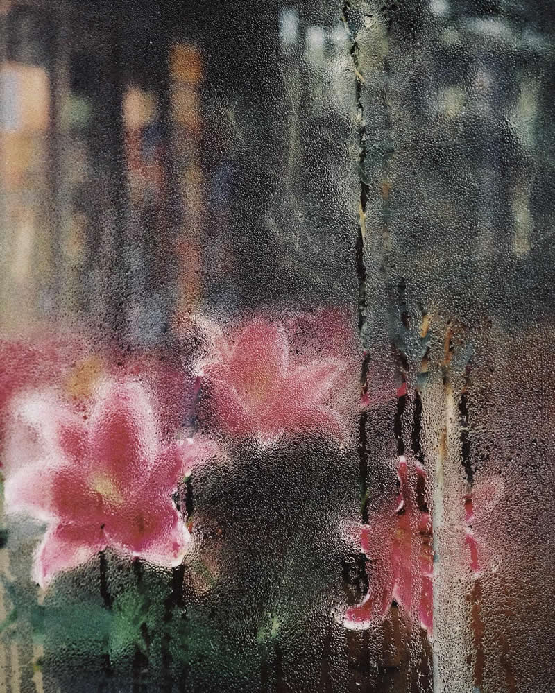 Artistic Street Photos by Francesco Gioia That Blend Reality and Abstraction