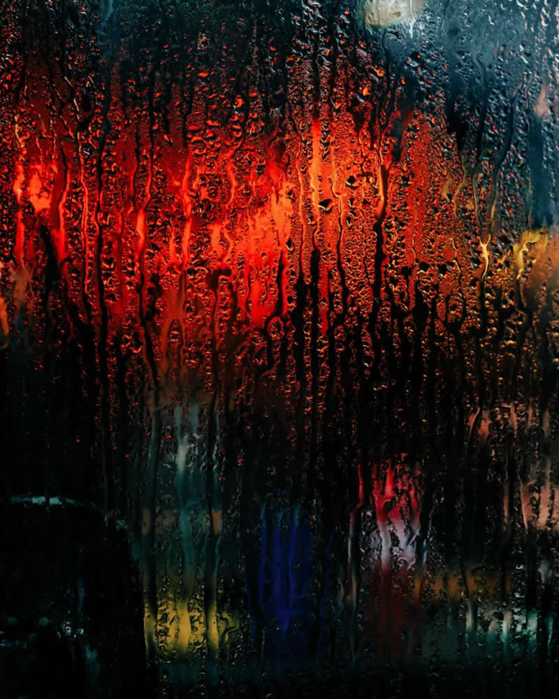 Artistic Street Photos by Francesco Gioia That Blend Reality and Abstraction