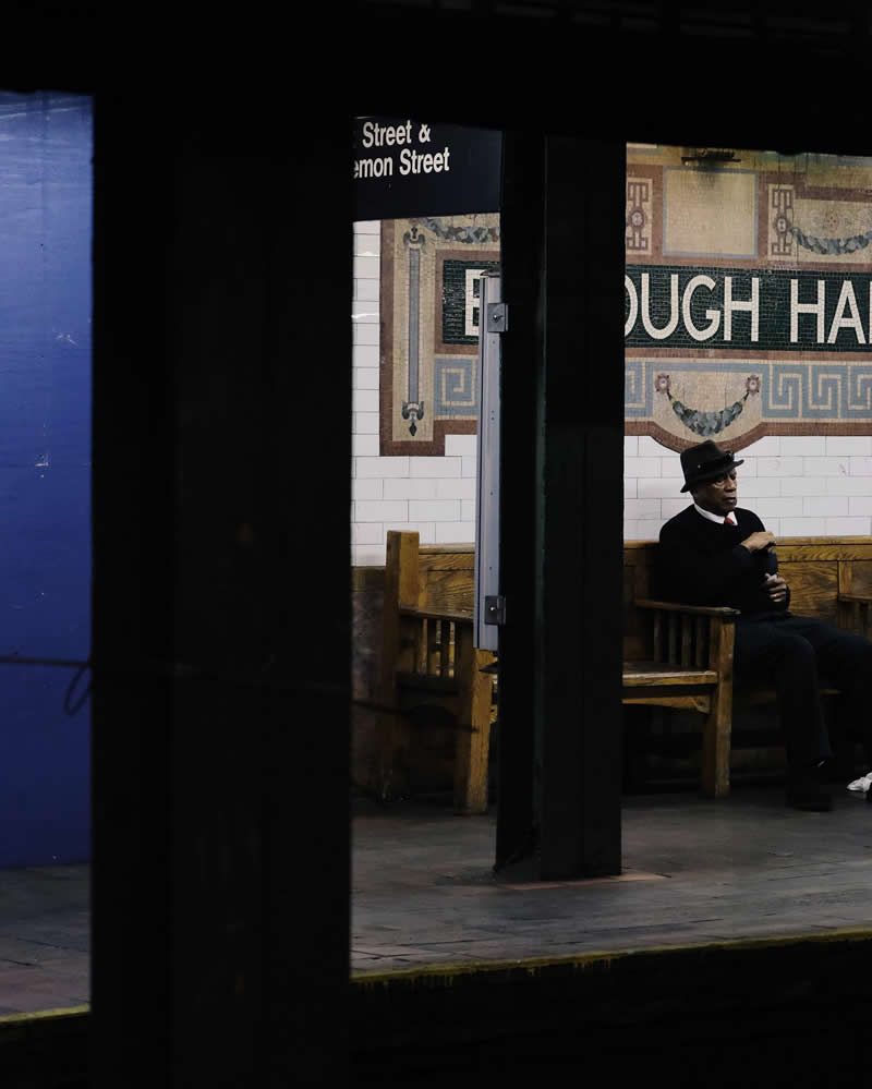 Artistic Street Photos by Francesco Gioia That Blend Reality and Abstraction