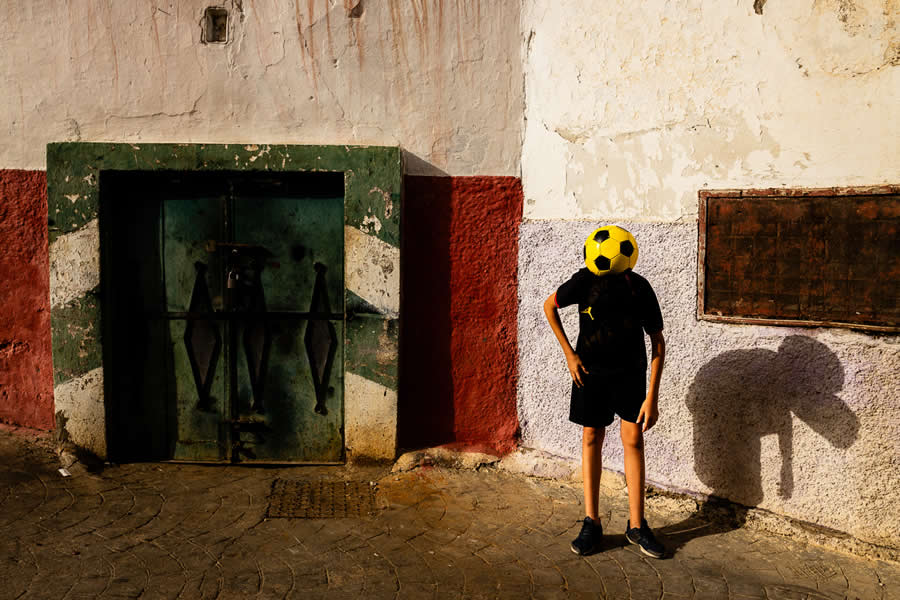 Soulful Street Photos by Nicola Fioravanti