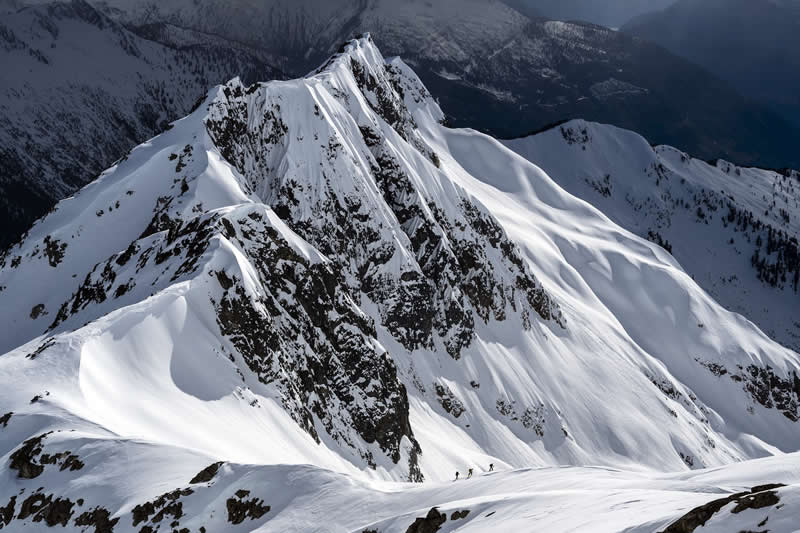 Ascending in the Tantalus by Mike Crane - 1839 Photographer of the Year Awards Landscape Winners