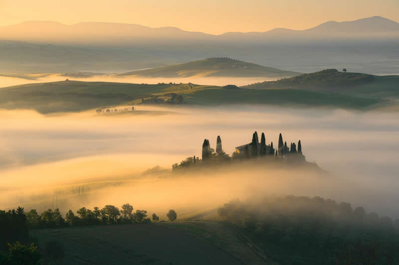 Liquid gold by Grégoire Pansu - 1839 Photographer of the Year Awards Landscape Winners