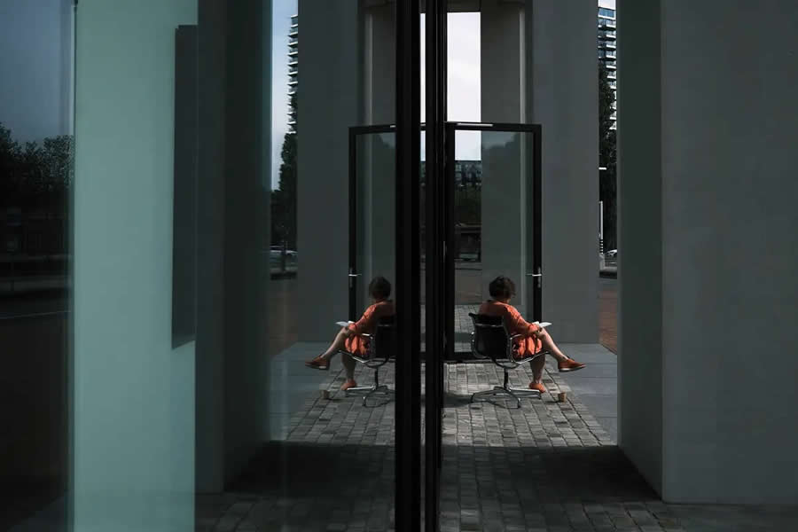 Incognito by Chris van Dolleweerd, Netherlands - 2025 AAP Magazine Street Photography Awards