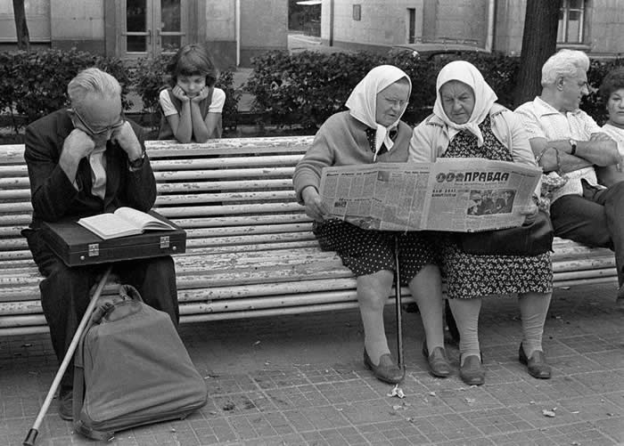 Moscow 20 years ago, 2006 - Iconic Black and White Photos from Greatest Photographers