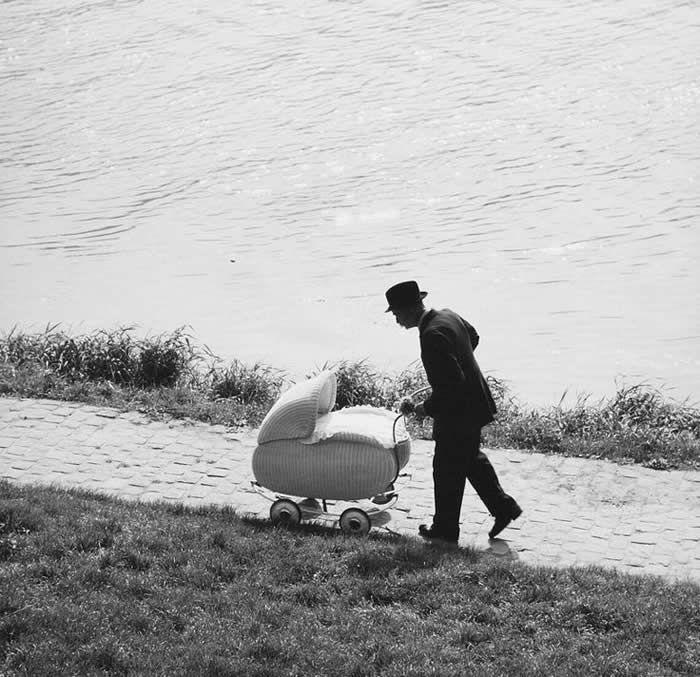 The grandpa, Heidelberg, Germany, 1953 - Iconic Black and White Photos from Greatest Photographers