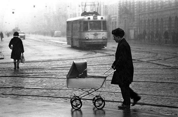 Leningrad, ca. 1972 - Iconic Black and White Photos from Greatest Photographers