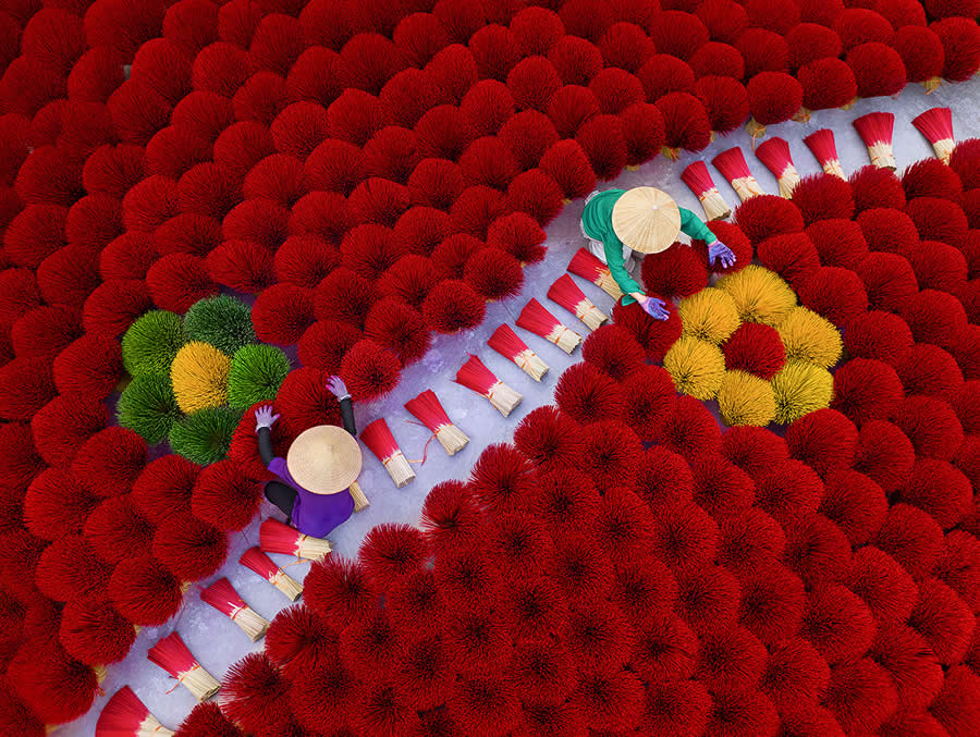 Incense Craft Village's Flowers by Chim Oanh, Viet Nam - Chromatic Photography Awards People and Culture Winners