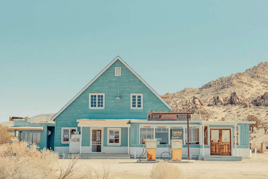 End of the Road by Helene Havard