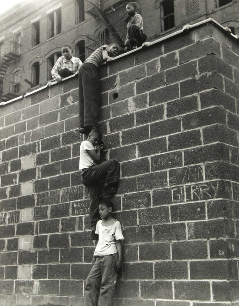 Historic Photos of Kids Innocence and Playfulness