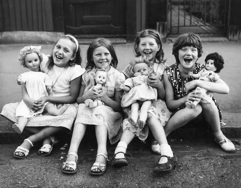 Historic Photos of Kids Innocence and Playfulness