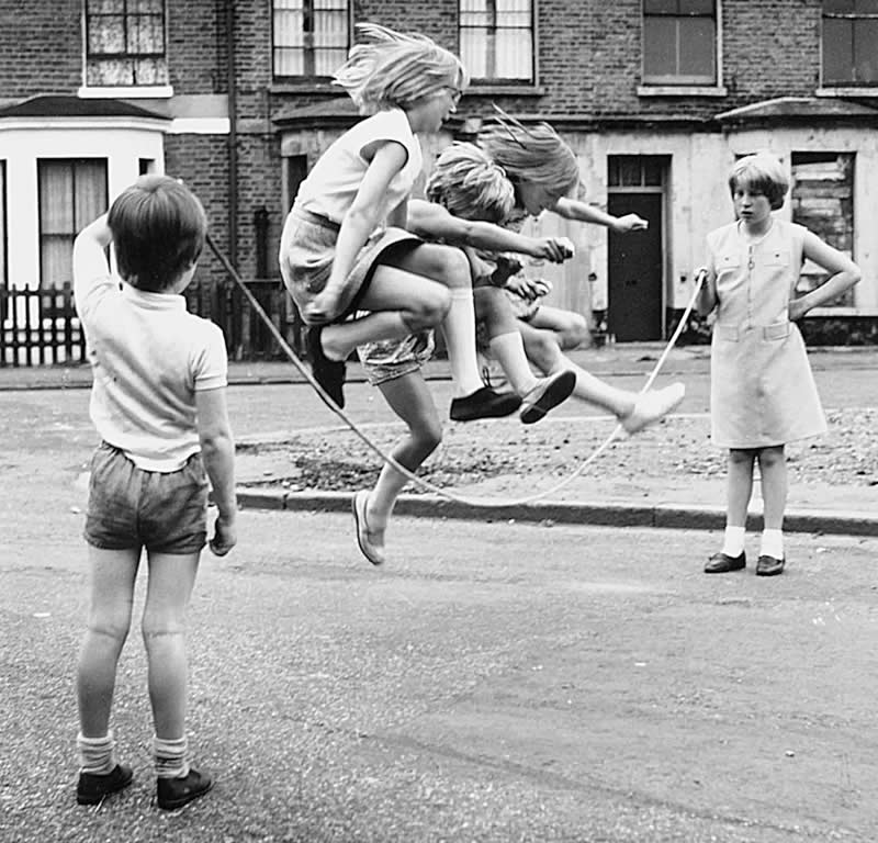 Historic Photos of Kids Innocence and Playfulness