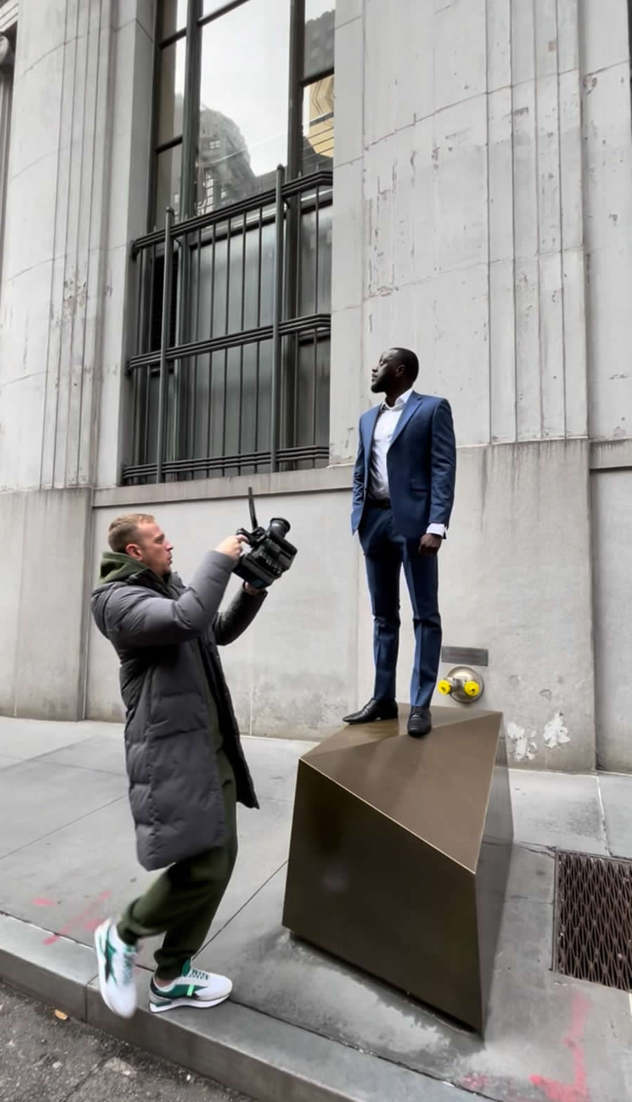 Life in USA by Vladimir Dorogobid