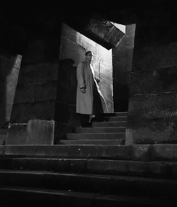 Master Photographer Emile Savitry