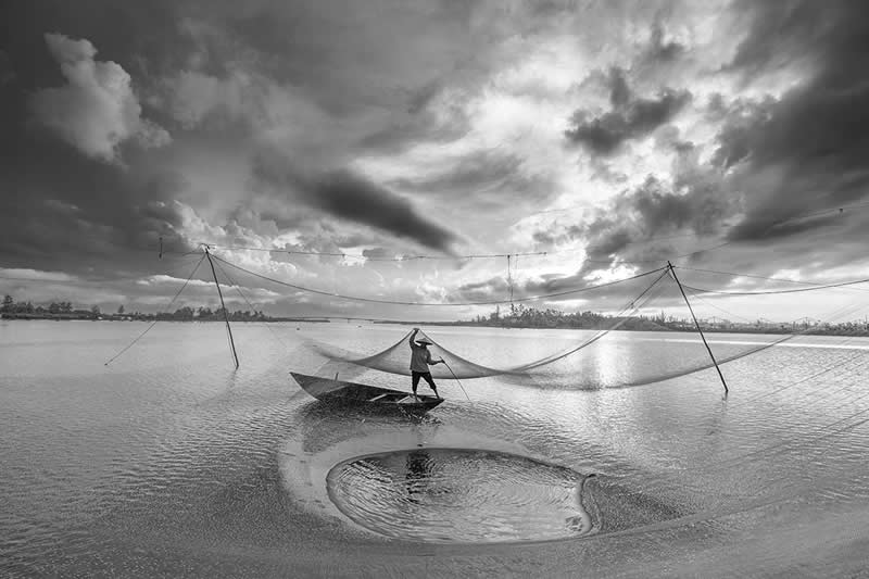 In the calm of early morning by Prakash Tilokani, India - Award-Winning Landscape Photos