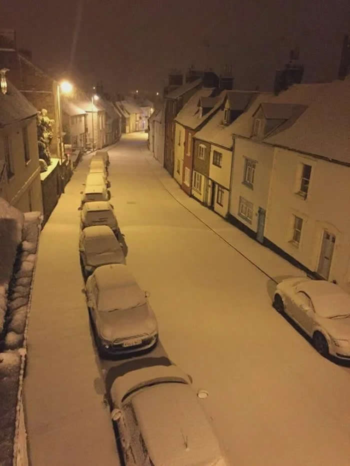 Fresh, untouched snow - Perfectly Aligned Photos