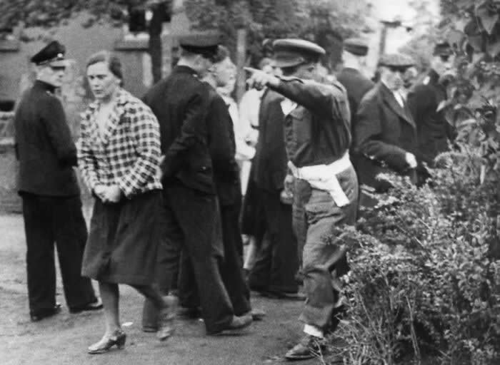 Powerful Historical Photos