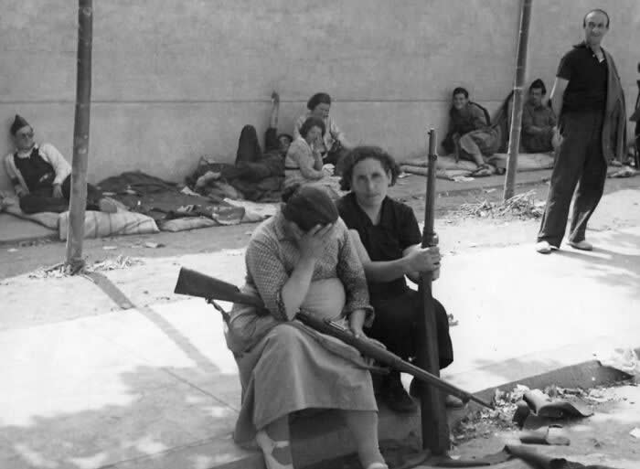 The Spanish Civil War - Rare and Weird History Photos