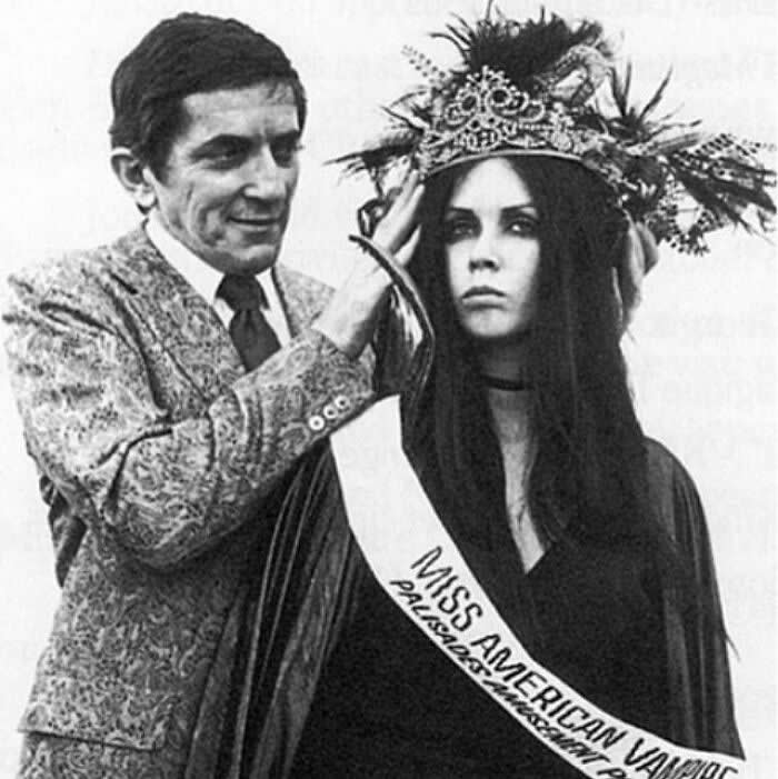 Miss American Vampire Pageant, 1970 - Rare and Weird History Photos