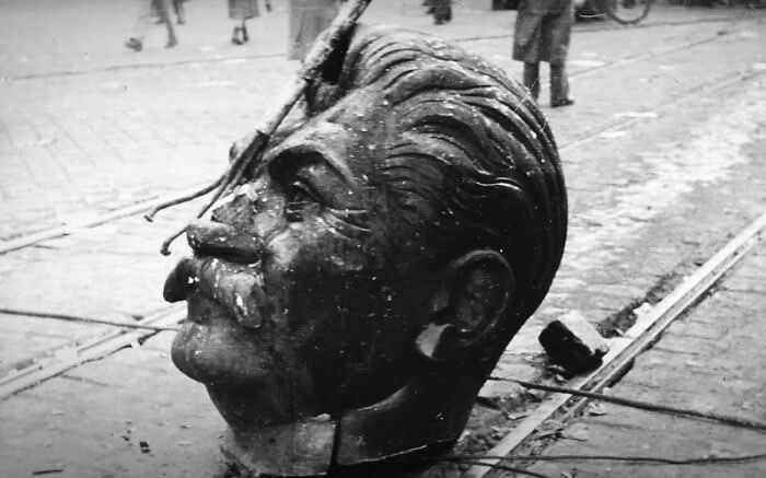 The Hungarian Revolution Of 1956 - Rare and Weird History Photos
