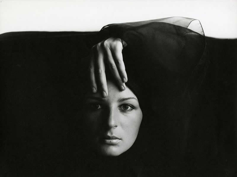 Soulful Black-and-White Portraits That Show the Depth of the Human Spirit