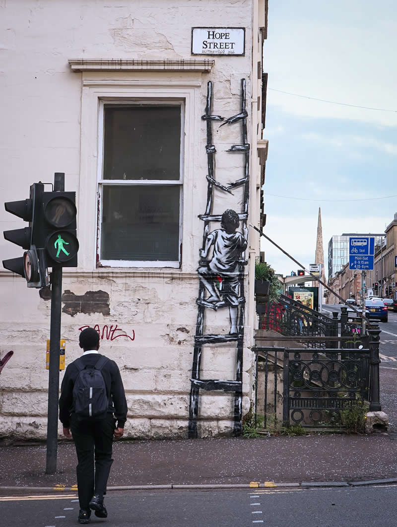 Stunning Street Artworks That Turn Social Issues Into Visual Poetry