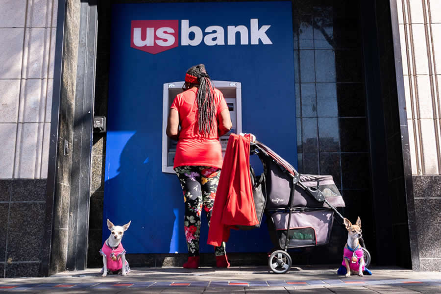 Street Photography by Eric Davidove