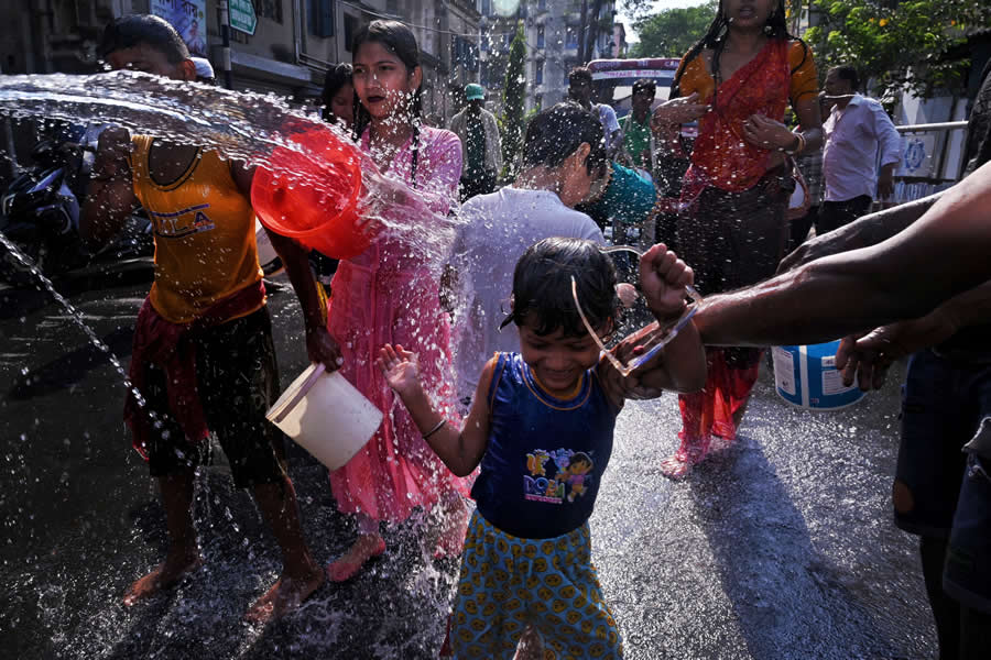 Indian Street Photography Suvam Saha