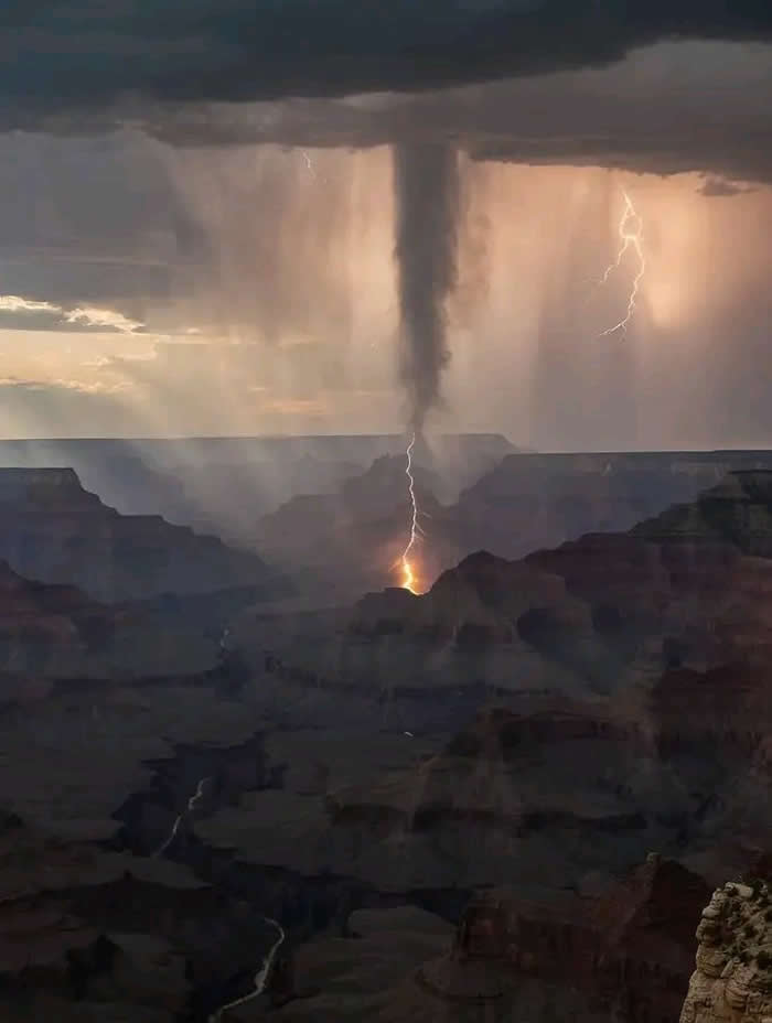 Grand Canyon National Park, Arizona - True Beauty of Our Planet Inspiring Photos