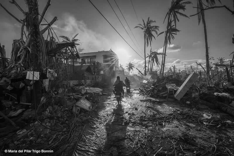 Heading home by Maria del Pilar Trigo Bonnin - 2025 Weather Photographer of the Year Awards