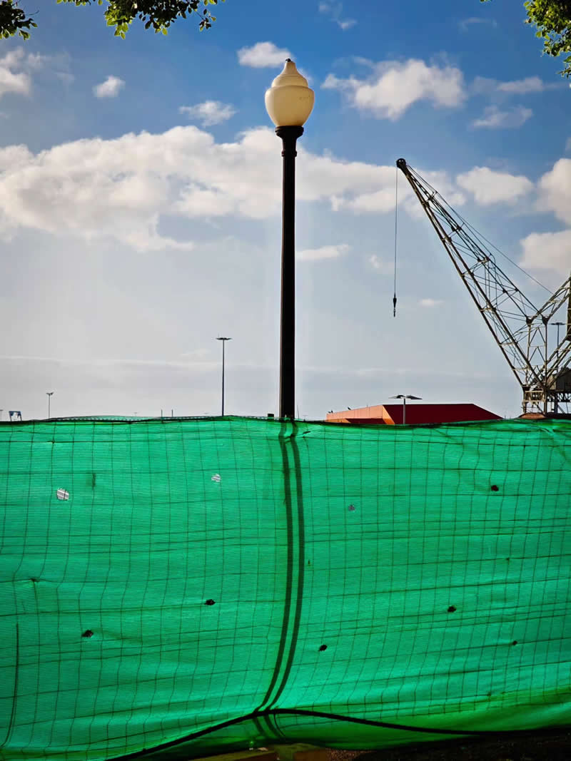 Artistic Street Photography by Dominic Dahncke