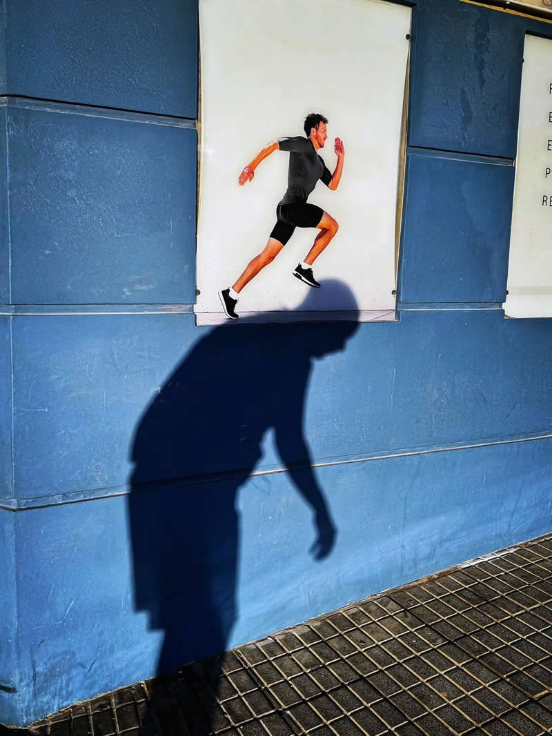 Artistic Street Photography by Dominic Dahncke