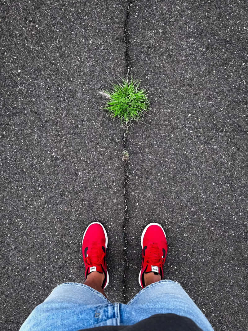 Artistic Street Photography by Dominic Dahncke