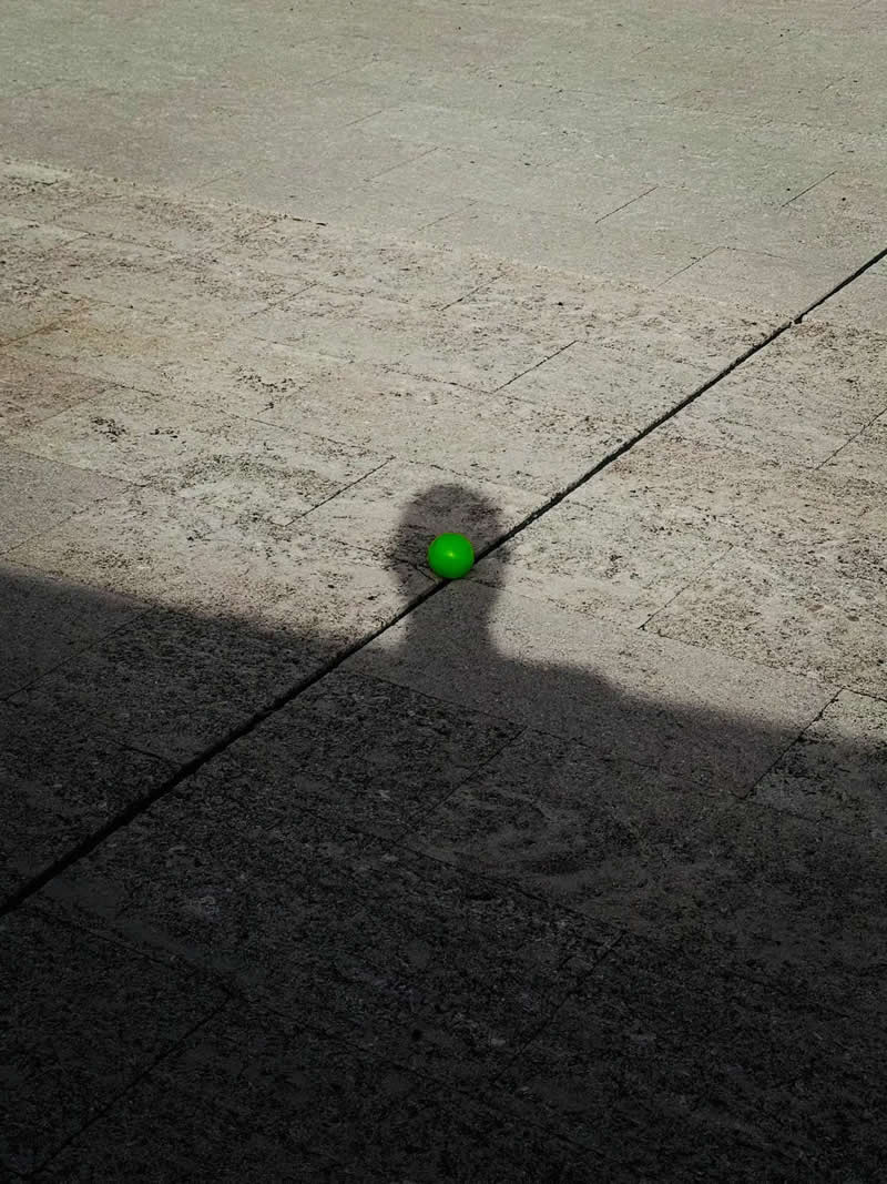 Artistic Street Photography by Dominic Dahncke