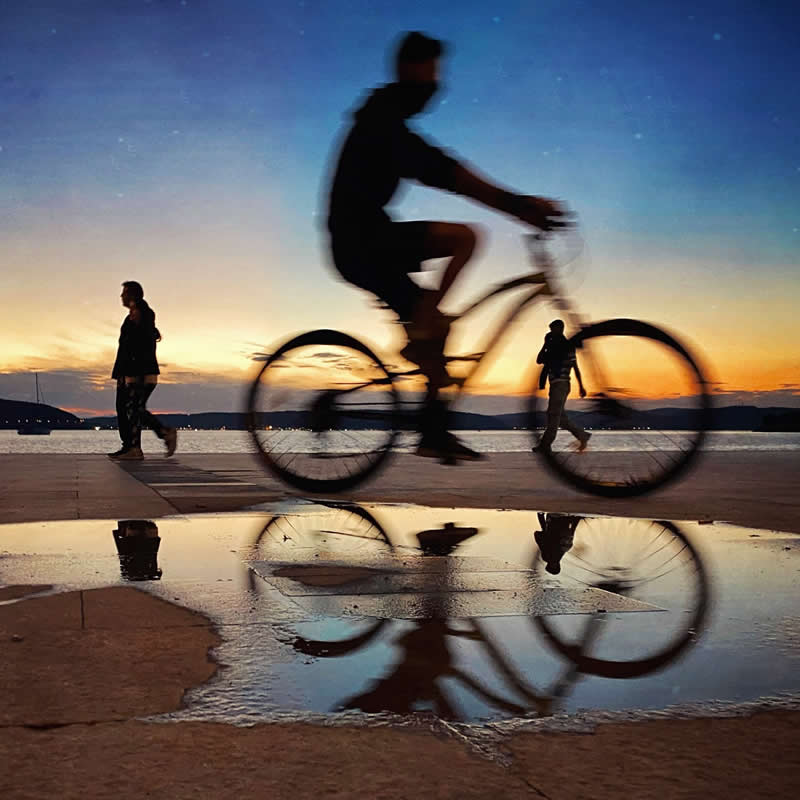 Artistic Street Photos by Yalım Vural