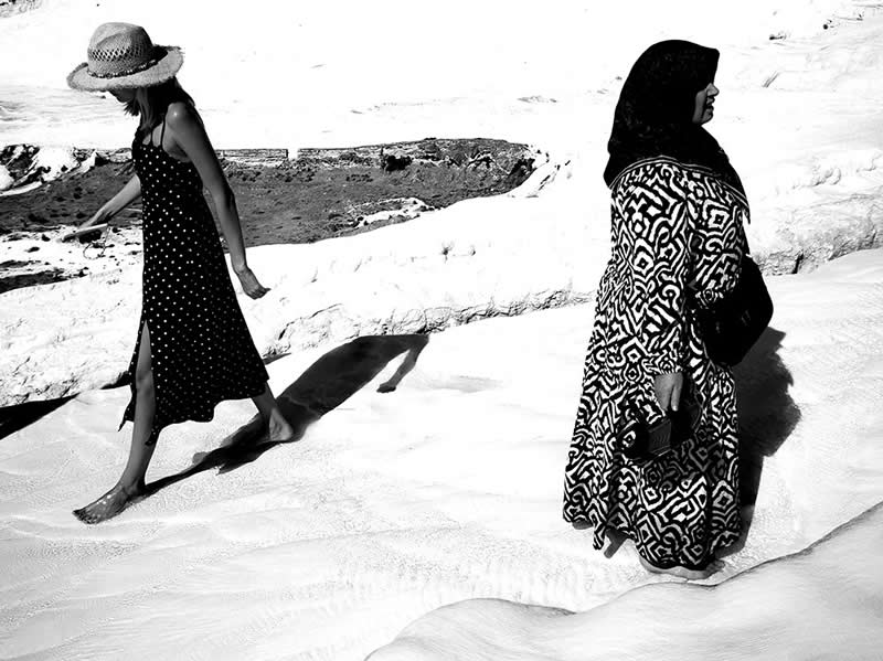 Versus by Jose Luis Morales Martin - Black and White Winners from the Mobile Photography Awards