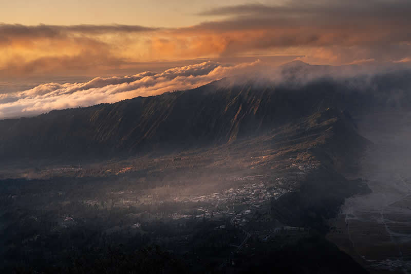 Dawn's Golden Embrace by Maggie Law, Hong Kong, Chromatic Awards Landscape Amateur Winners